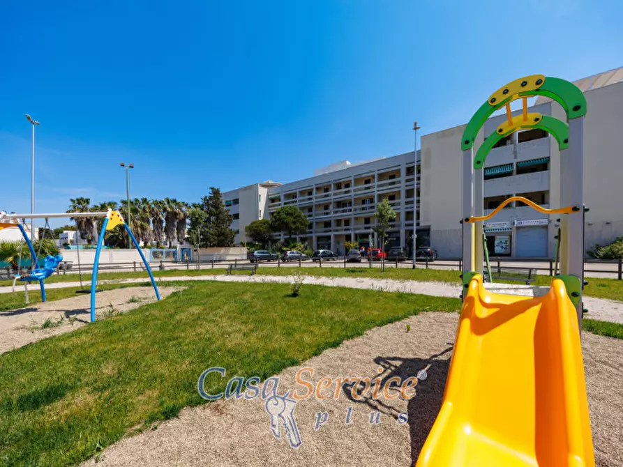 Immagine 26 di Monolocale in vendita  in Viale degli Oleandri a Gallipoli
