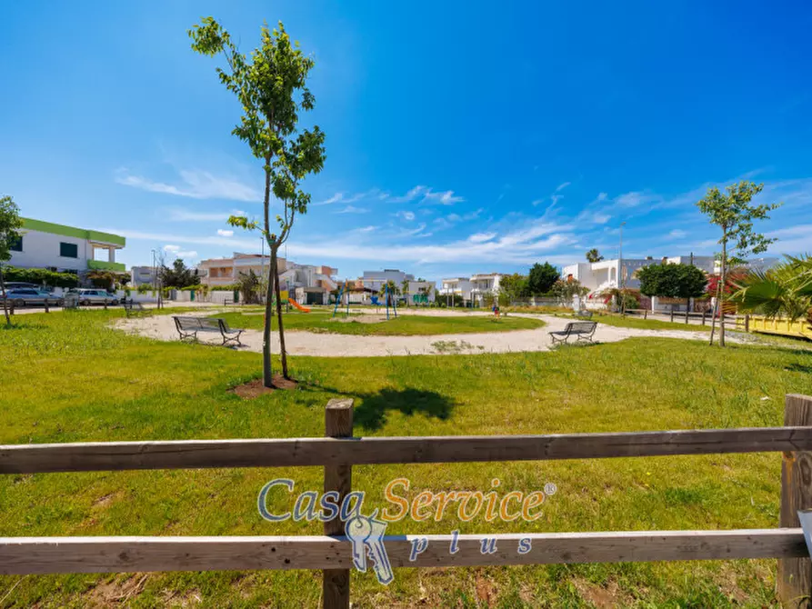 Immagine 29 di Monolocale in vendita  in Viale degli Oleandri a Gallipoli