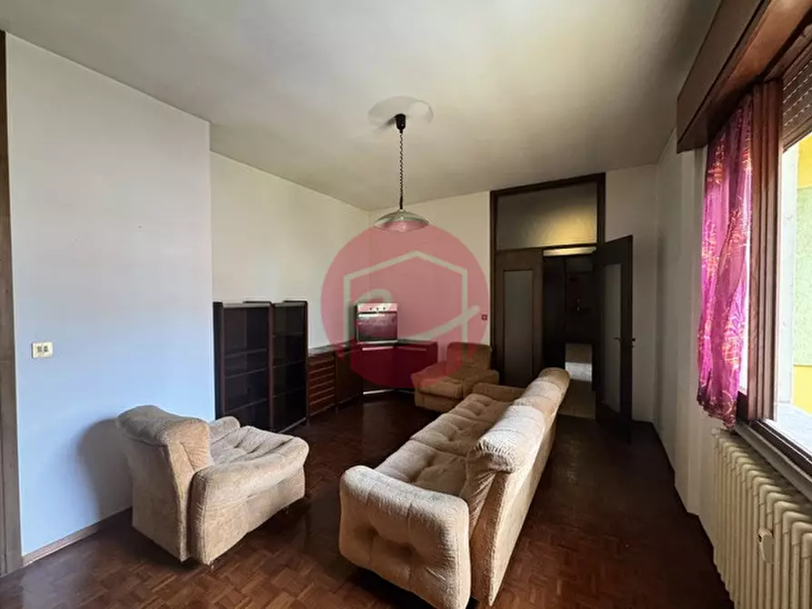 Immagine 2 di Appartamento in vendita  a Santarcangelo Di Romagna