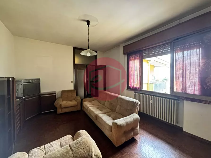Immagine 3 di Appartamento in vendita  a Santarcangelo Di Romagna