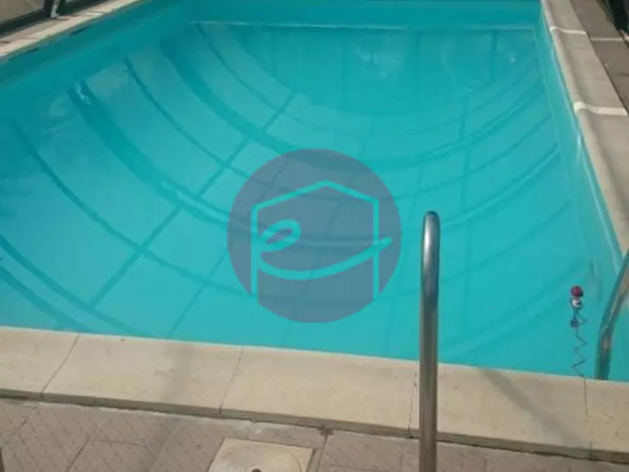 Immagine 10 di Villa in vendita  a Rimini