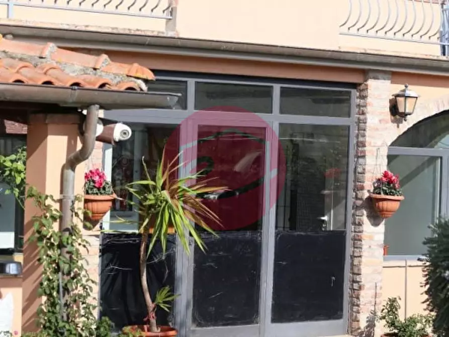 Immagine 16 di Villa in vendita  a Rimini