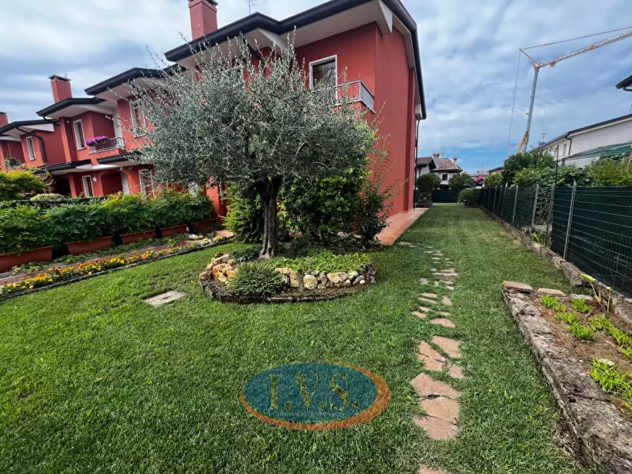 Immagine 21 di Casa trifamiliare in vendita  in Via Fausto Rossi a Limena