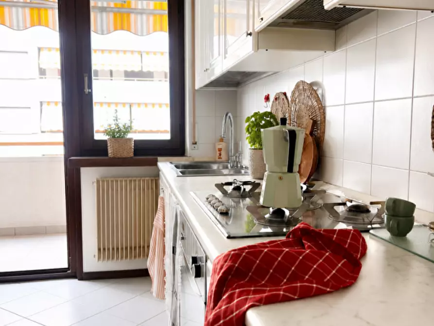 Immagine 9 di Attico in vendita  in via alcide degasperi  34 a Trento