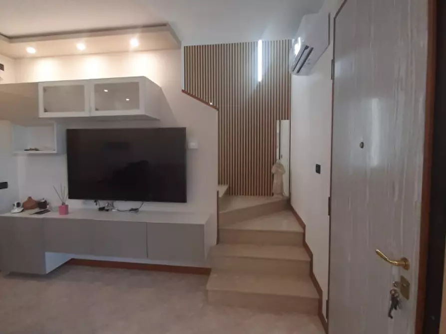 Immagine 2 di Casa bifamiliare in vendita  in Via Veneto a Campodoro