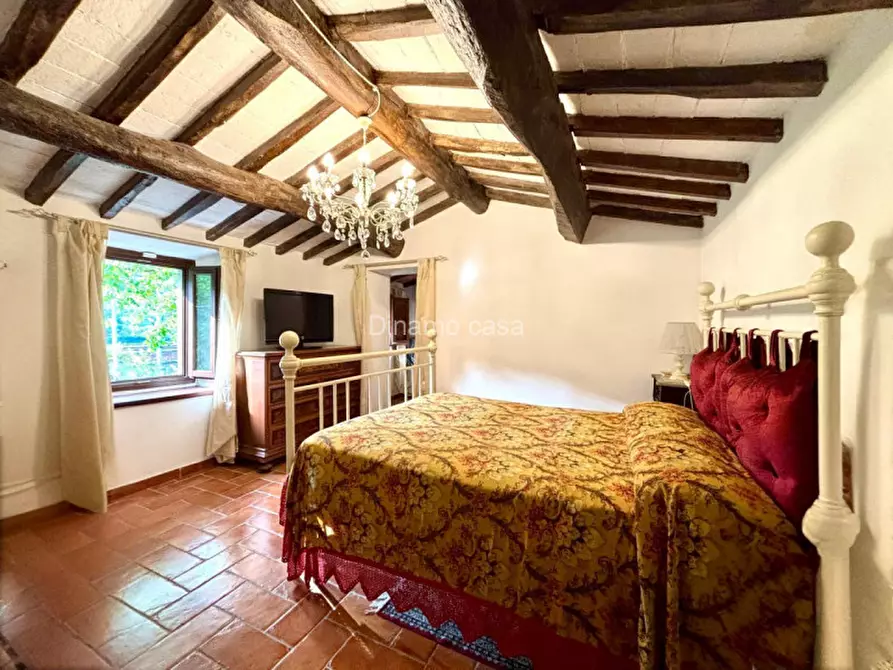 Immagine 11 di Rustico / casale in vendita  in Via Roccacerbaia a Vernio