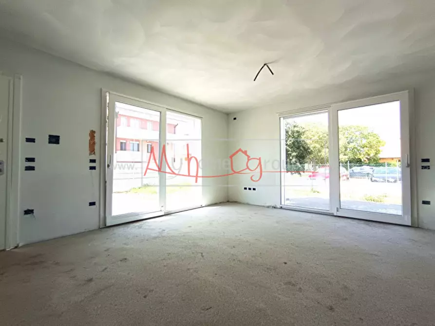 Immagine 2 di Casa quadrifamiliare in vendita  a Rubano