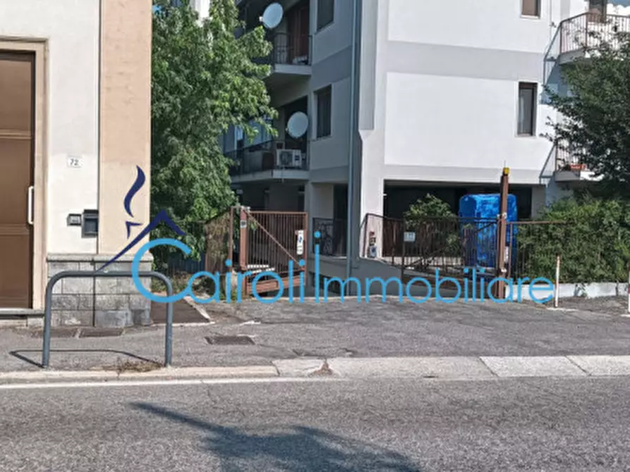 Immagine 1 di Garage in affitto  a Pavia