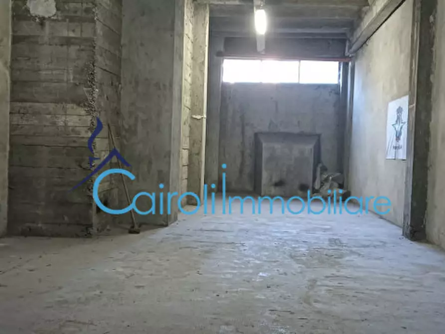 Immagine 6 di Garage in affitto  a Pavia
