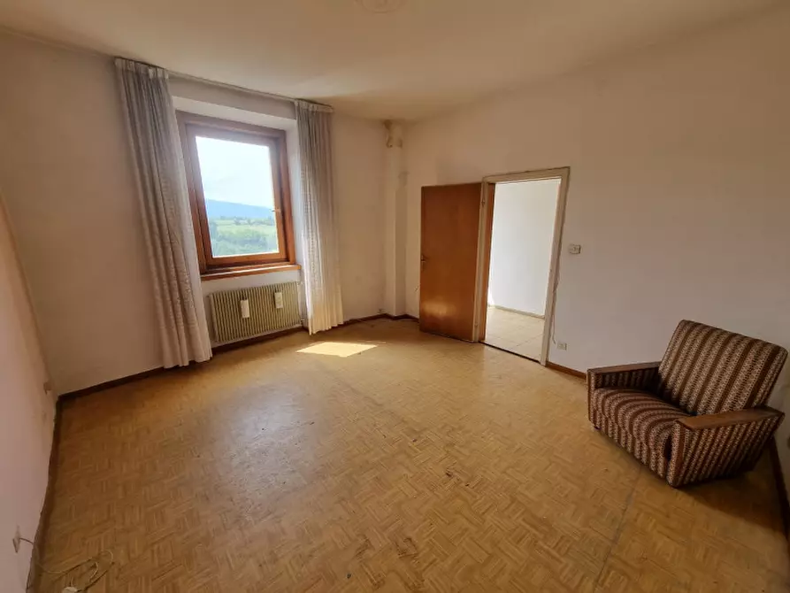 Immagine 3 di Appartamento in vendita  a Borgo D'anaunia
