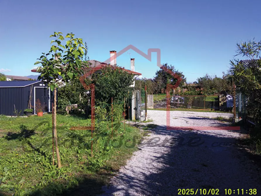 Immagine 12 di Casa bifamiliare in vendita  in Via Avenali a Riese Pio x