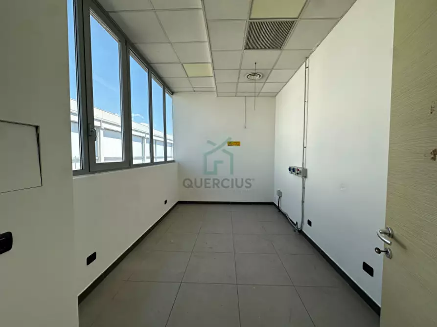 Immagine 24 di Capannone industriale in vendita  in Via Palazzina a Verona