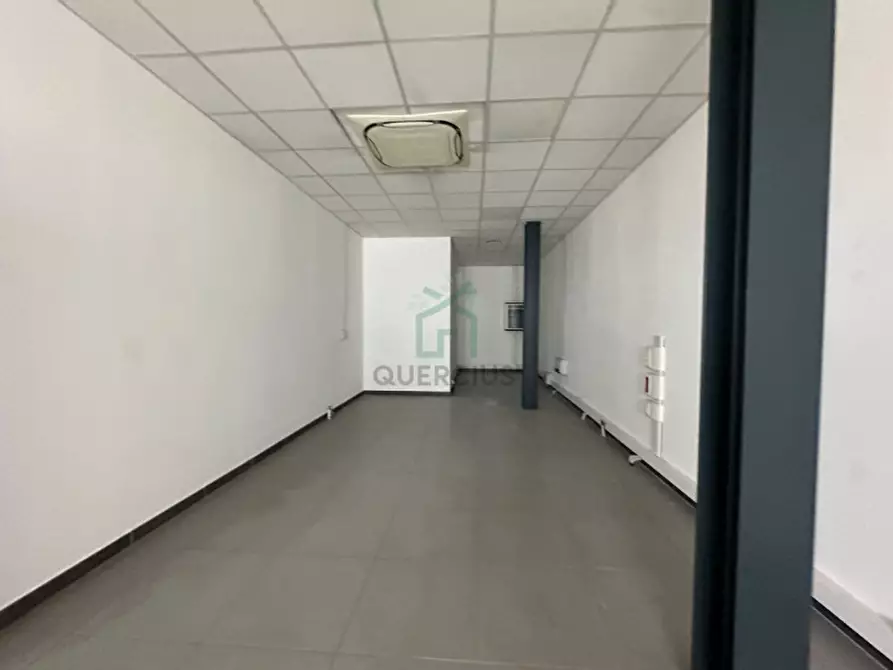 Immagine 29 di Capannone industriale in vendita  in Via Palazzina a Verona