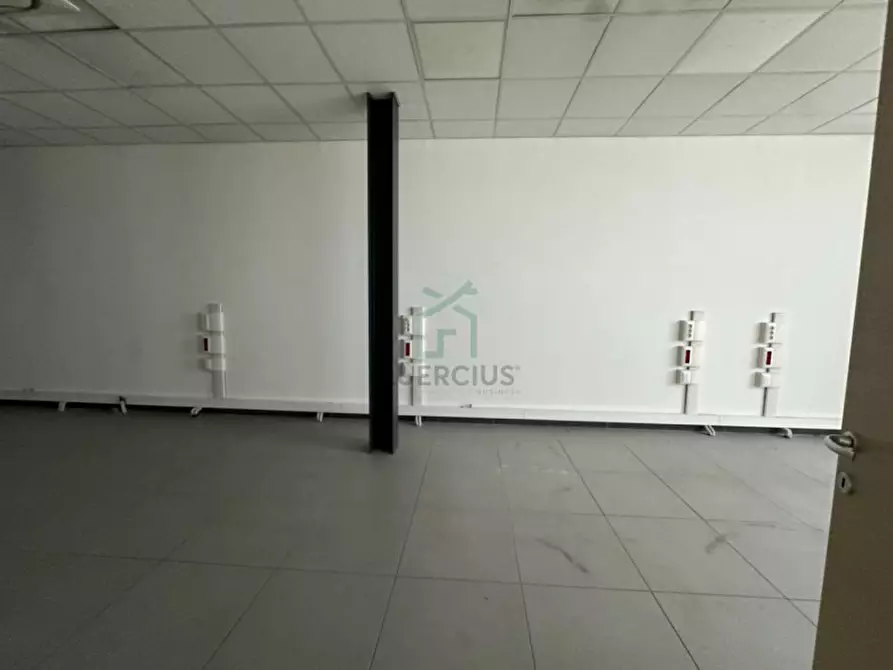 Immagine 30 di Capannone industriale in vendita  in Via Palazzina a Verona