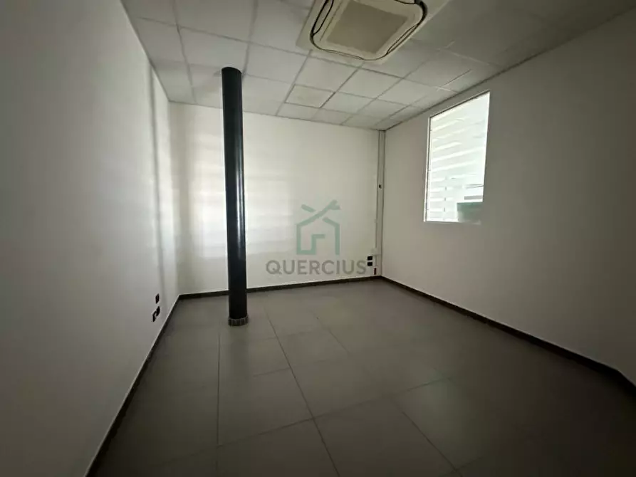 Immagine 31 di Capannone industriale in vendita  in Via Palazzina a Verona