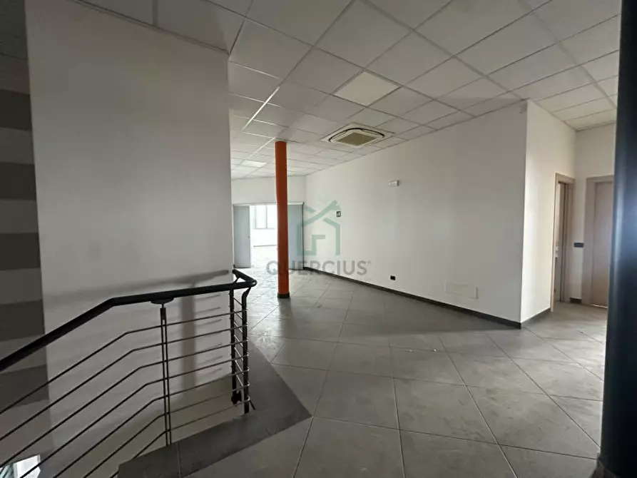 Immagine 35 di Capannone industriale in vendita  in Via Palazzina a Verona