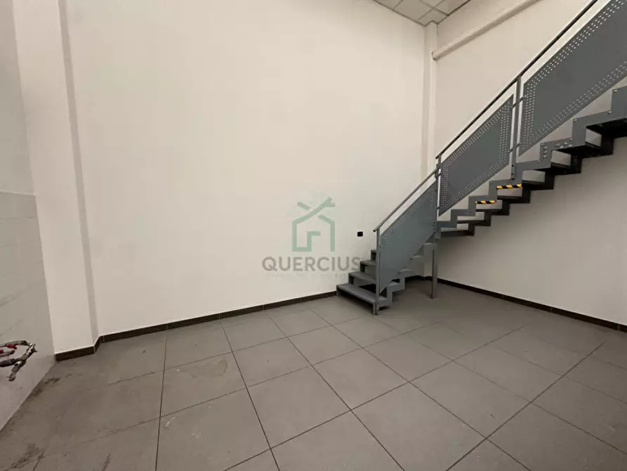 Immagine 36 di Capannone industriale in vendita  in Via Palazzina a Verona