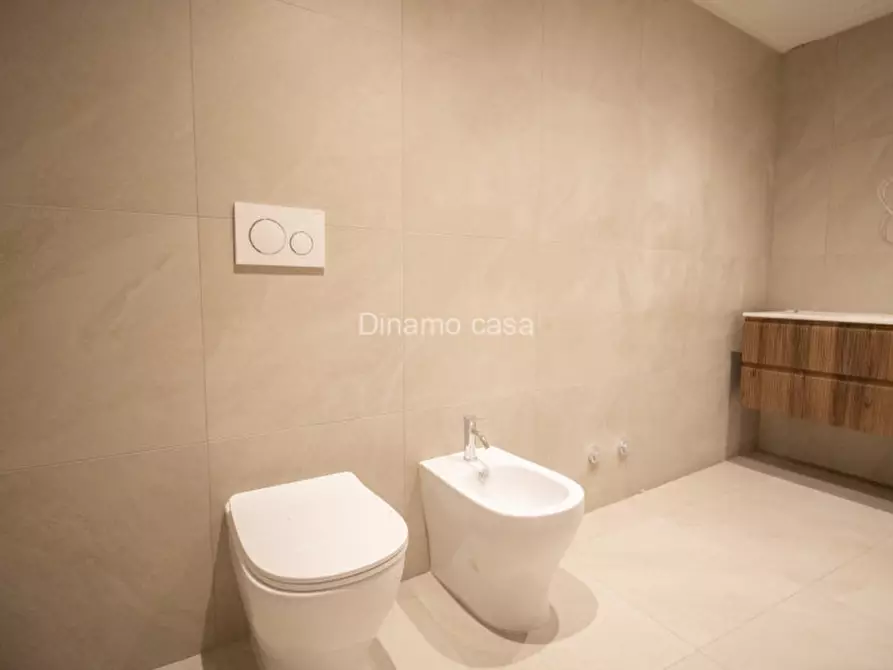 Immagine 11 di Appartamento in vendita  in Via Convenevole da Prato a Prato