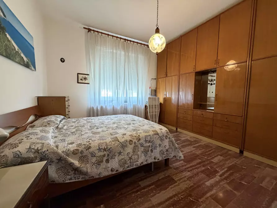 Immagine 16 di Appartamento in vendita  a Senigallia