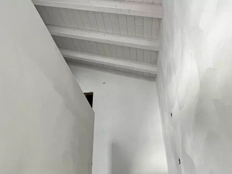 Immagine 11 di Casa bifamiliare in vendita  in Via Roma a Camponogara