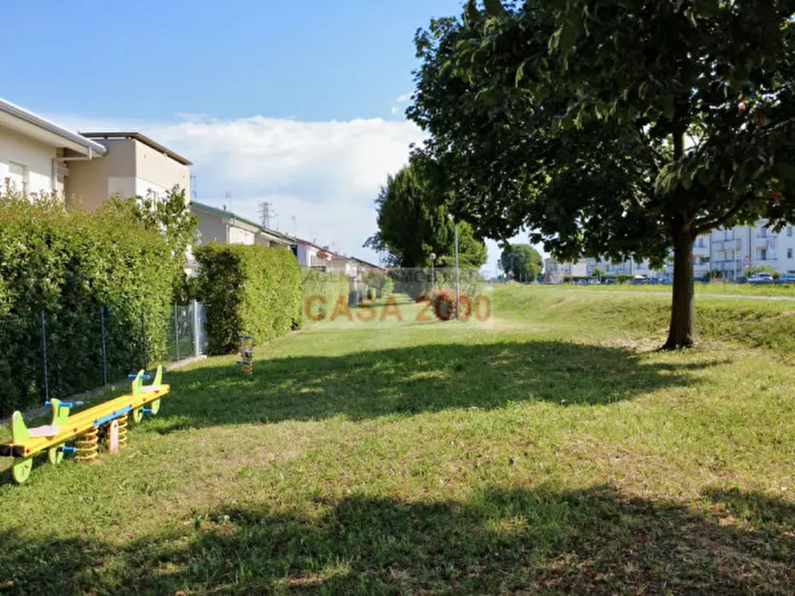 Immagine 23 di Casa trifamiliare in vendita  in via Mozart a Camposampiero