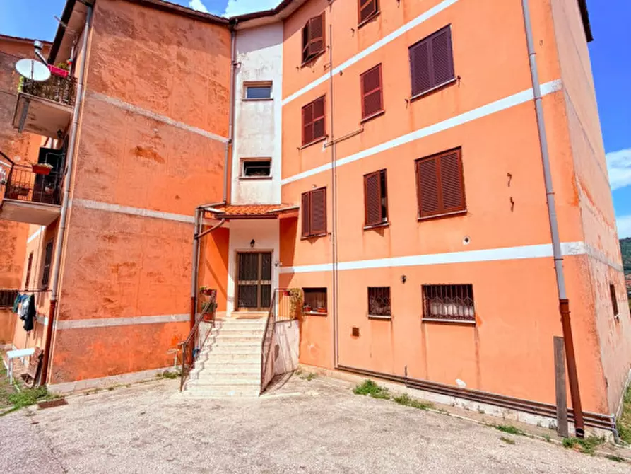 Immagine 1 di Appartamento in vendita  in via della portella 15 a Rocca Di Papa