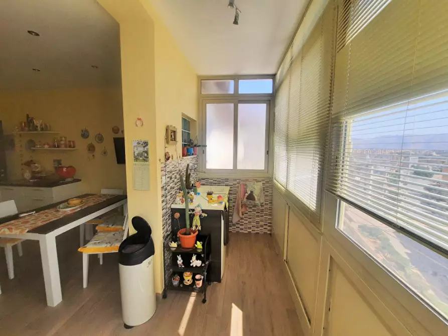 Immagine 12 di Appartamento in vendita  in Via Villa De Gregorio a Palermo