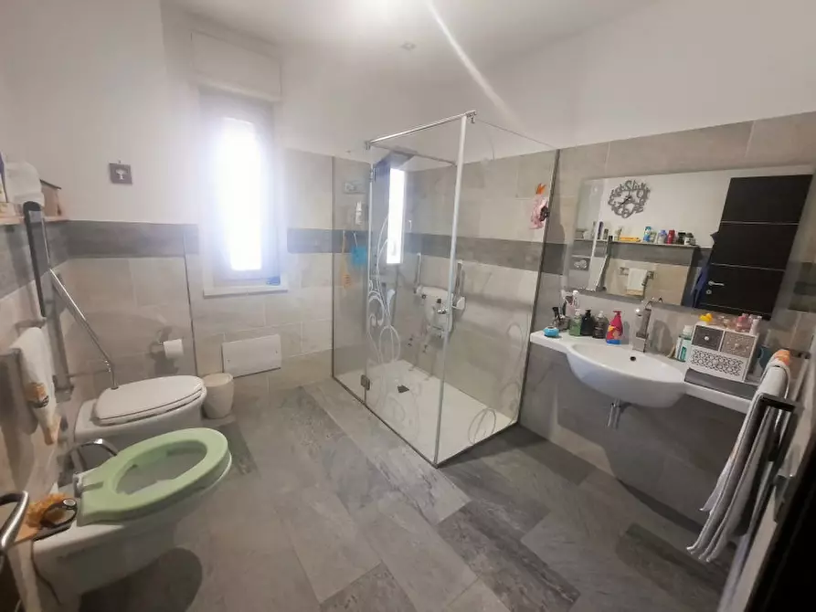 Immagine 13 di Appartamento in vendita  in Via Villa De Gregorio a Palermo