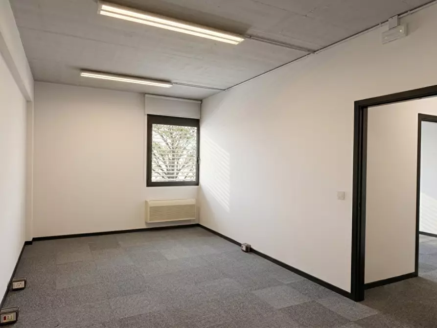 Immagine 3 di Ufficio in vendita  in via Nona Strada 23 Padova a Padova