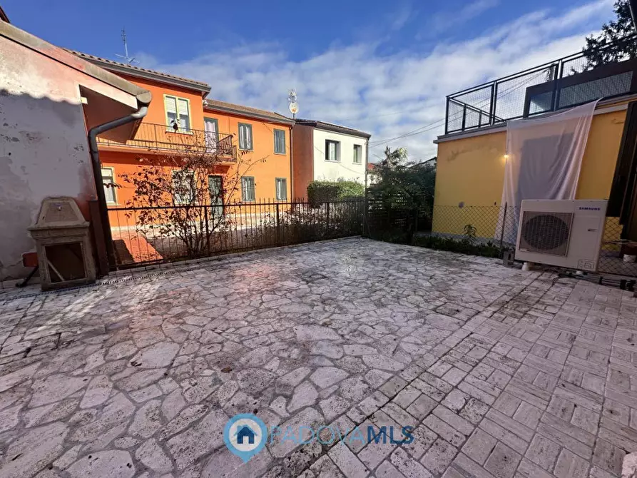 Immagine 29 di Villetta a schiera in vendita  in lungargine brusegana, 3 a Padova
