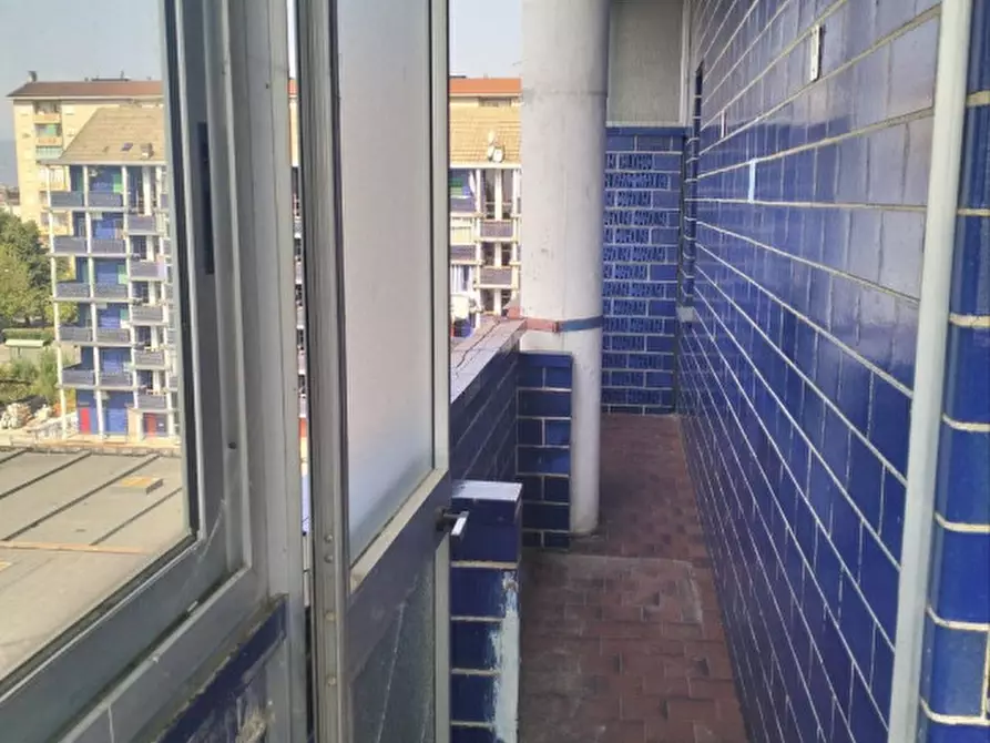 Immagine 6 di Appartamento in vendita  in Via Celeste Negarville 31 a Torino