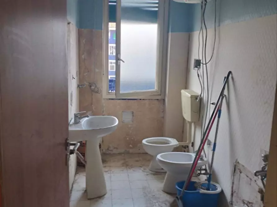 Immagine 12 di Appartamento in vendita  in Via Celeste Negarville 31 a Torino