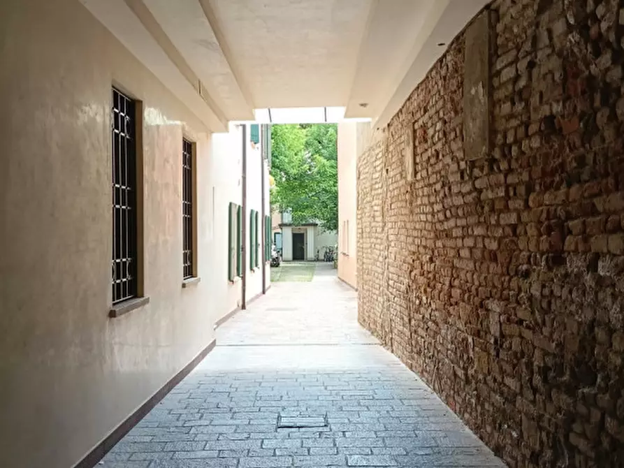 Immagine 2 di Appartamento in vendita  a Padova