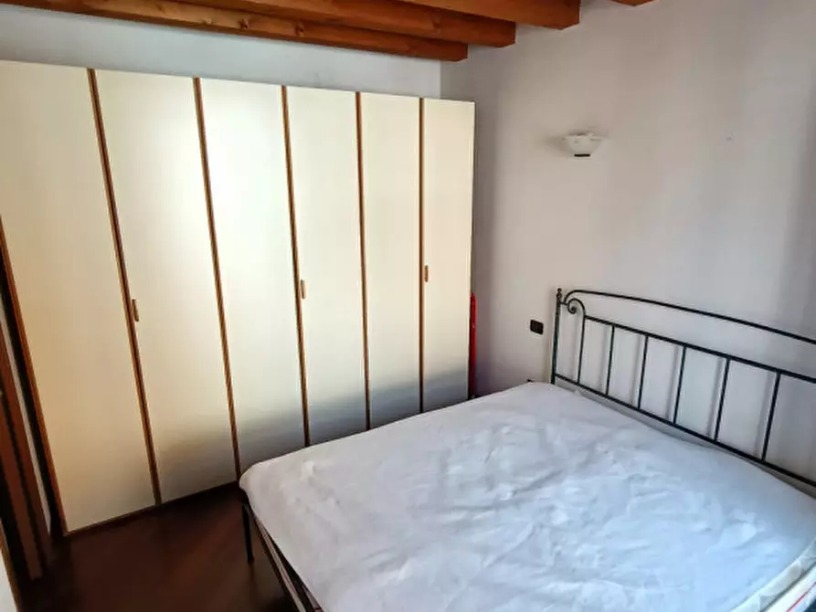 Immagine 12 di Appartamento in vendita  a Padova