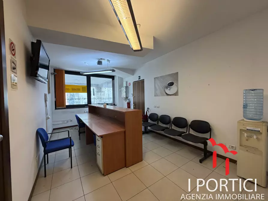 Immagine 3 di Ufficio in affitto  in Via Corso del Popolo a Venezia