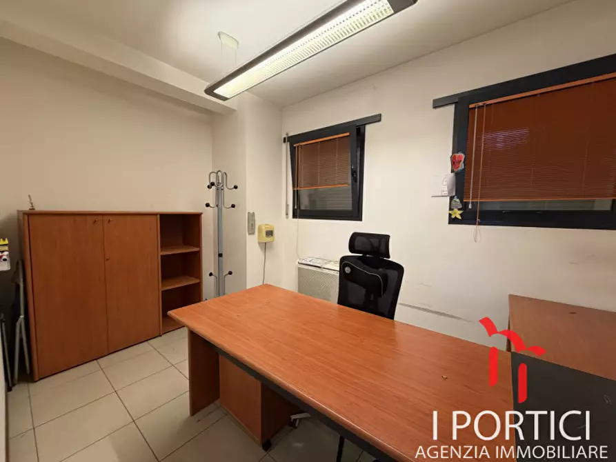 Immagine 9 di Ufficio in affitto  in Via Corso del Popolo a Venezia