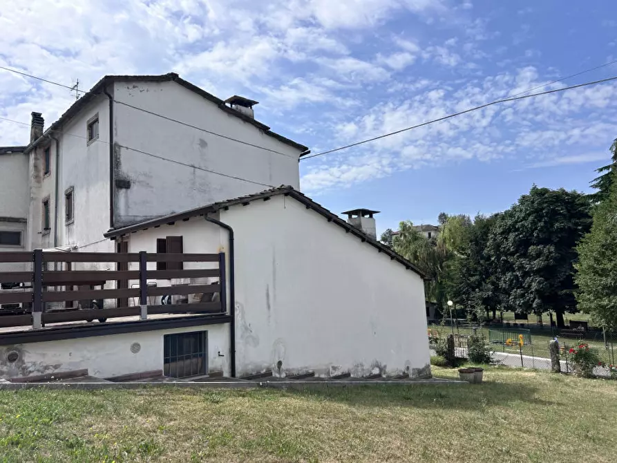 Immagine 11 di Rustico / casale in vendita  in Via Arzerè a Bosco Chiesanuova