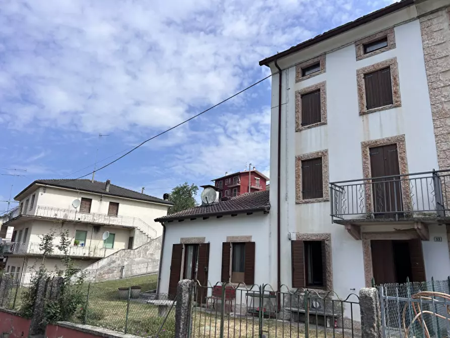 Immagine 18 di Rustico / casale in vendita  in Via Arzerè a Bosco Chiesanuova