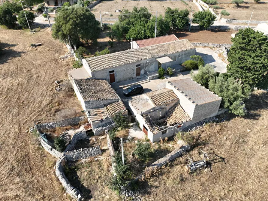 Immagine 1 di Casa indipendente in vendita  in Contrada Commaldo Superiore a Modica