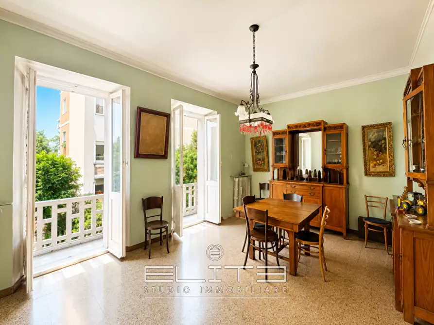 Immagine 1 di Appartamento in vendita  in Via Francesco Rismondo a Ancona