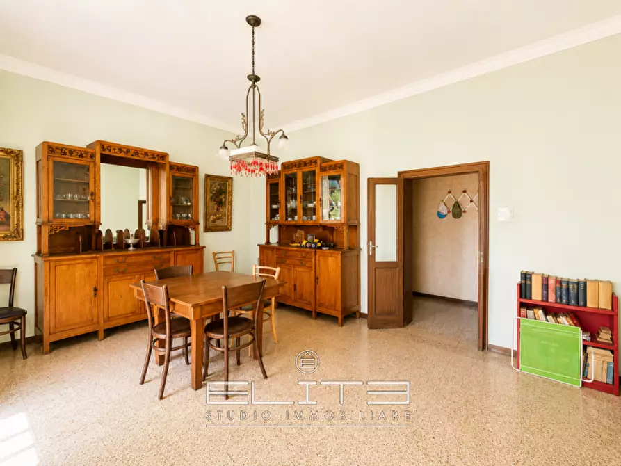 Immagine 5 di Appartamento in vendita  in Via Francesco Rismondo a Ancona