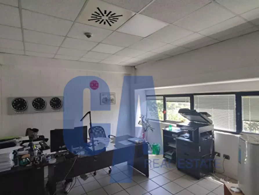 Immagine 7 di Magazzino in vendita  in VIA LIRONE a Peschiera Borromeo