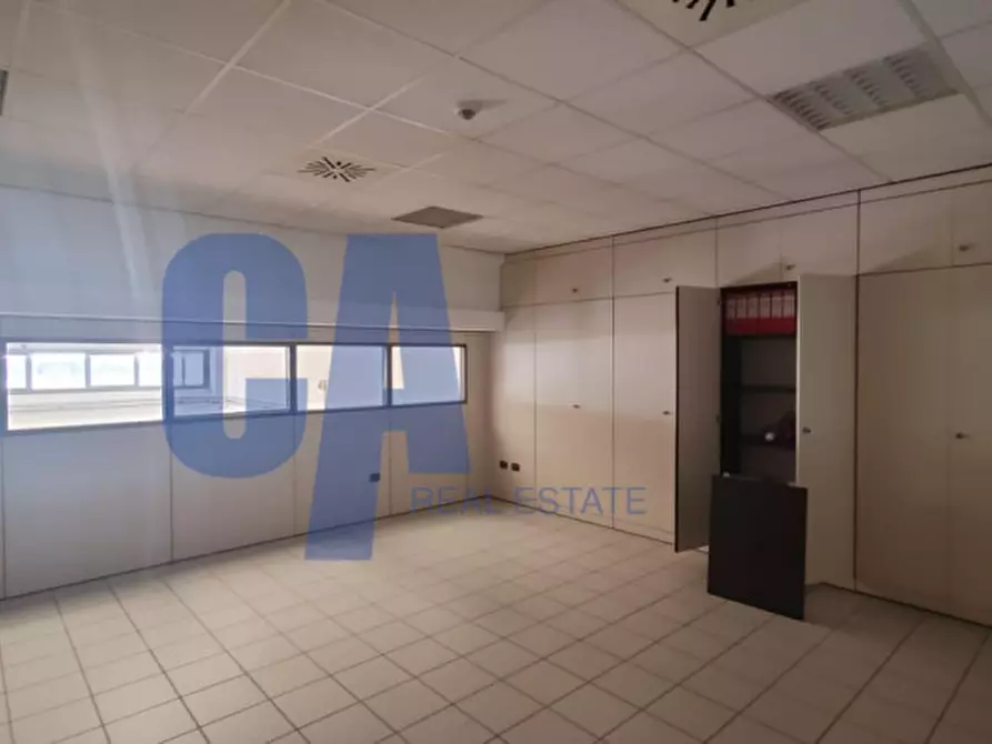Immagine 19 di Magazzino in vendita  in VIA LIRONE a Peschiera Borromeo