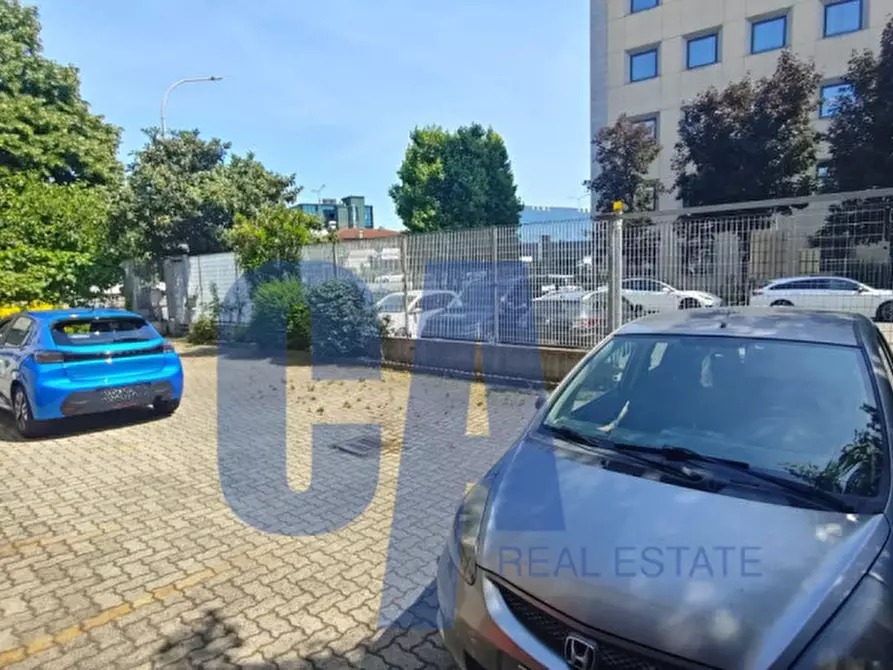 Immagine 23 di Magazzino in vendita  in VIA LIRONE a Peschiera Borromeo