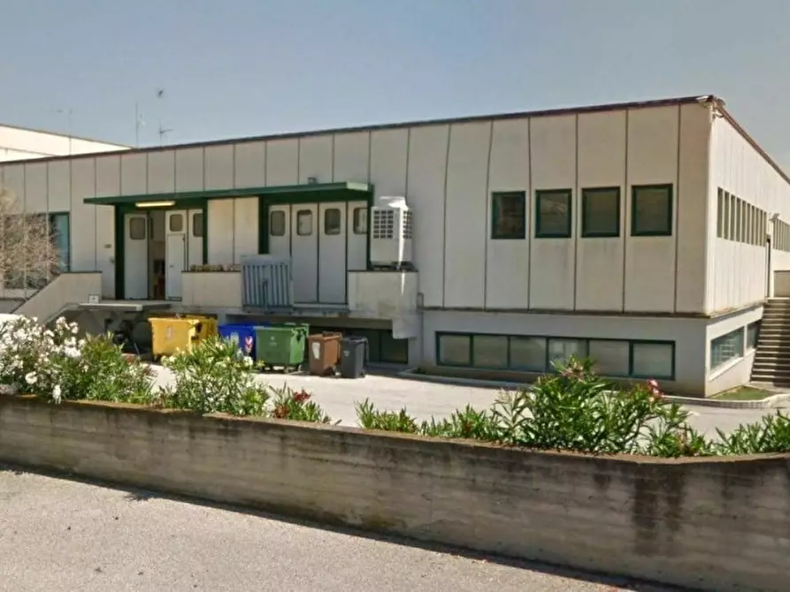 Immagine 2 di Capannone industriale in vendita  in Via Leonardo da Vinci, 31, 64013 Corropoli TE, Italia a Corropoli