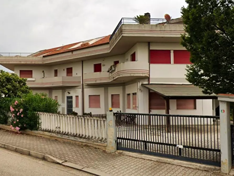 Immagine 1 di Capannone industriale in vendita  in Via Santa Scolastica, 13, 64013 Corropoli TE, Italia a Corropoli
