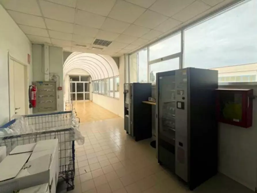 Immagine 8 di Capannone industriale in vendita  in Via Santa Scolastica, 13, 64013 Corropoli TE, Italia a Corropoli
