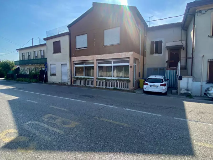 Immagine 15 di Ufficio in vendita  in Via Guglielmo Marconi 120 Cadoneghe a Cadoneghe
