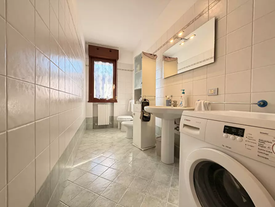 Immagine 12 di Appartamento in vendita  in via Sandro Pertini 21 a Colorno