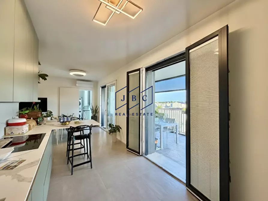 Immagine 15 di Appartamento in vendita  in VIA GUIDO PIOVENE 7 a Jesolo